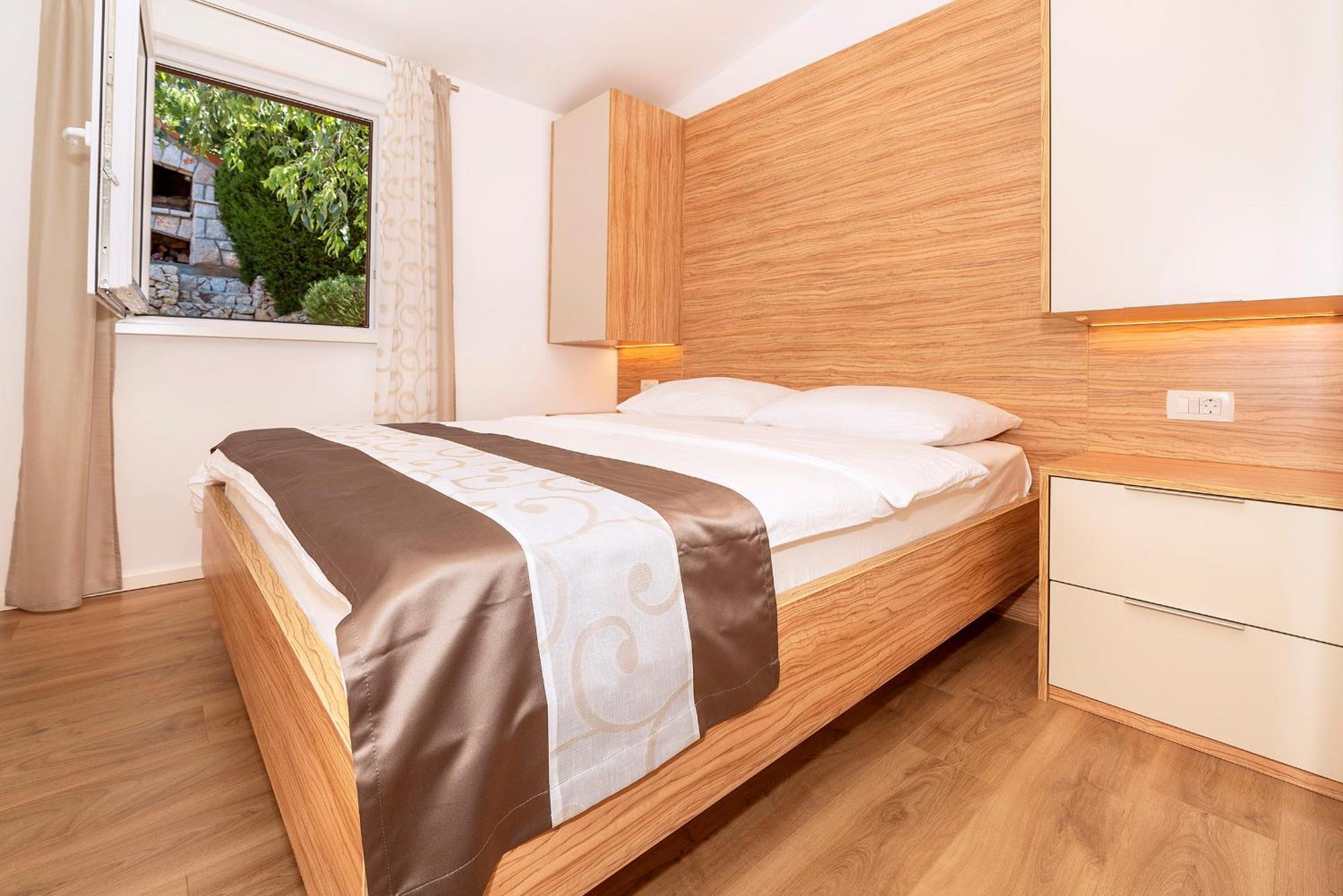 באסקה Apartments Kricin II מראה חיצוני תמונה