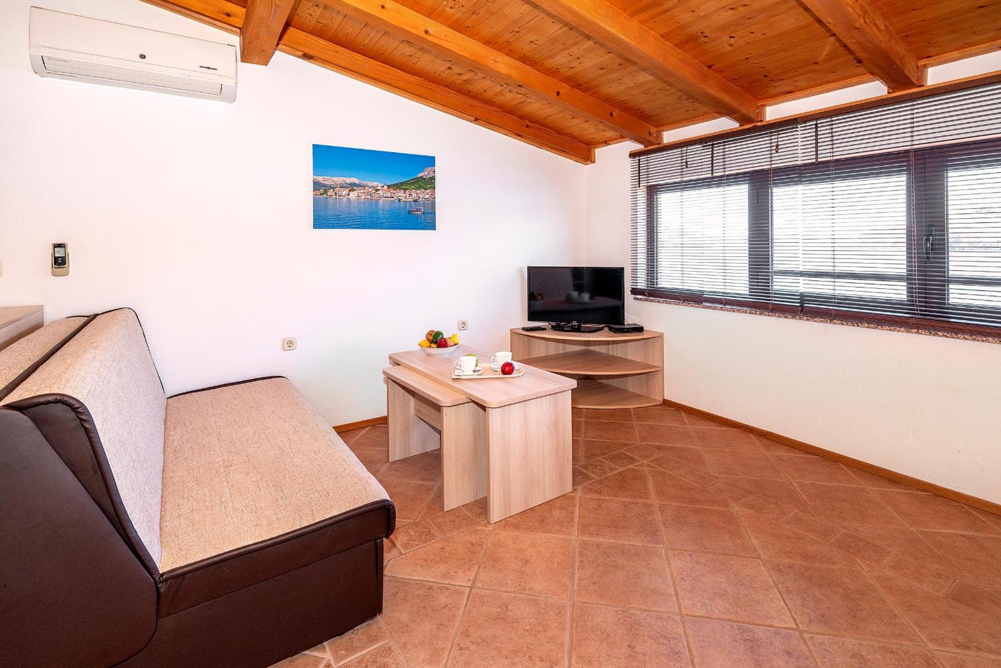 באסקה Apartments Kricin II מראה חיצוני תמונה