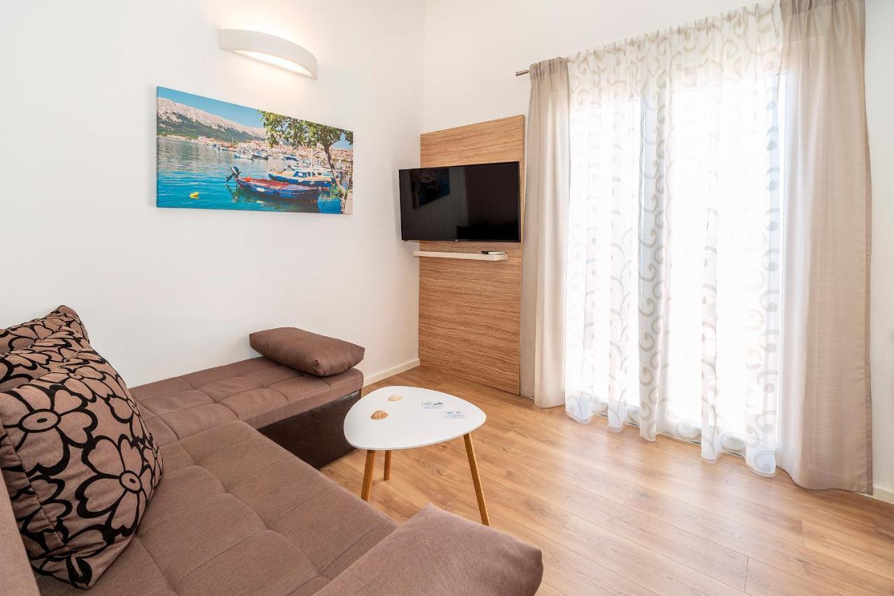 באסקה Apartments Kricin II מראה חיצוני תמונה
